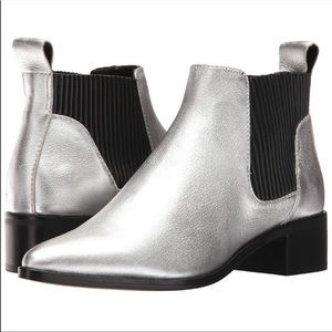 Dolce Vita Macie Booties
